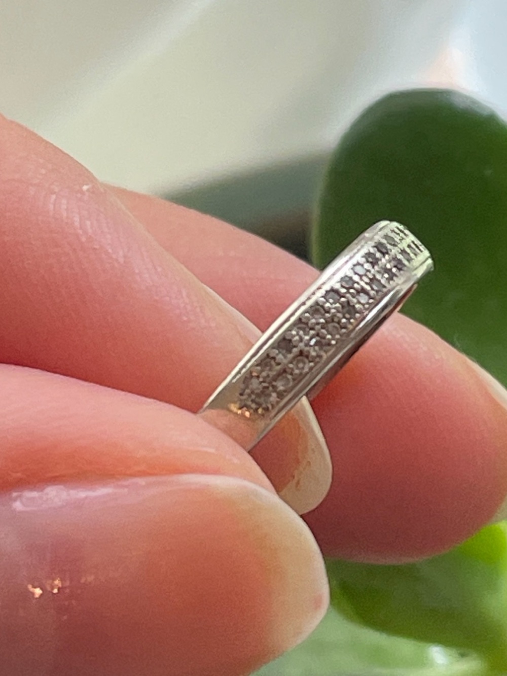 10k gold diamond Band Ring - White